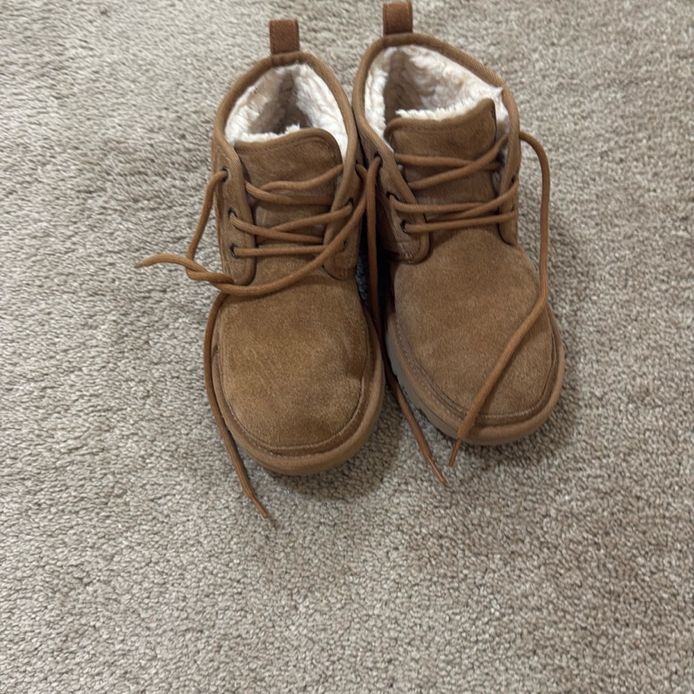 Ugg Women’s Neumel